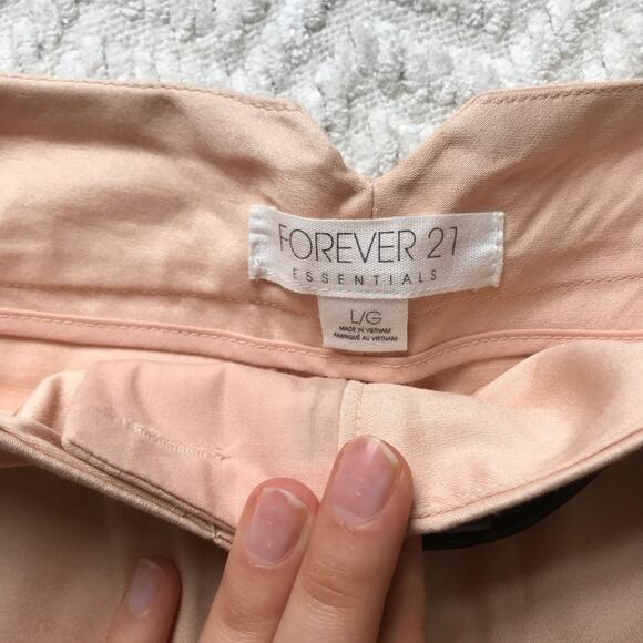 Forever 21 Vintage-Style Shorts - Picture 2 of 5